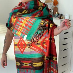 JACKSON ROWE Geometric Blanket Scarf